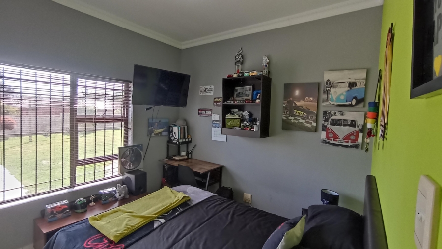 3 Bedroom Property for Sale in Vredenburg Western Cape